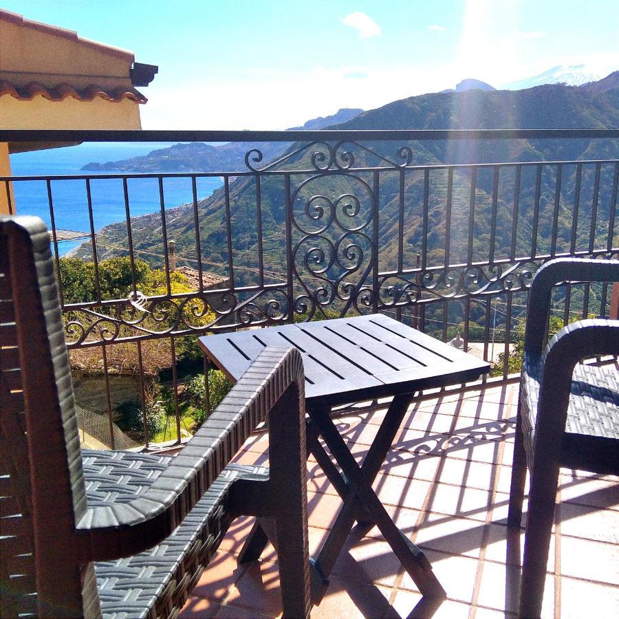 Casa Francesco Villa Forza dʼAgro Buitenkant foto